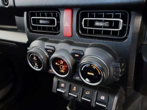 Suzuki Jimny 1.5 GLX AllGrip 3-door manual - Image 13