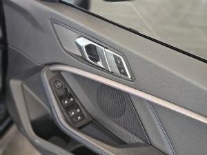 BMW 1 Series 118i M Sport - Image 10