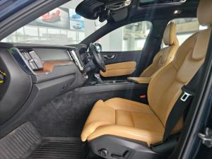 Volvo XC60 D5 AWD Inscription - Image 14