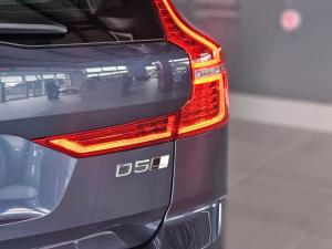 Volvo XC60 D5 AWD Inscription - Image 5