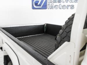 Toyota Land Cruiser 79 4.5D-4D LX V8 single cab - Image 16