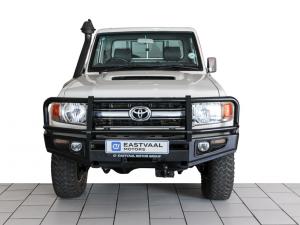 Toyota Land Cruiser 79 4.5D-4D LX V8 single cab - Image 2