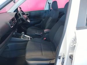 Hyundai Venue 1.0T Motion - Image 9
