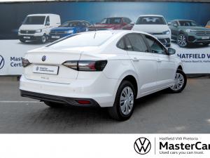 Volkswagen Polo sedan 1.6 manual - Image 4