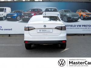 Volkswagen Polo sedan 1.6 manual - Image 5