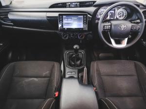 Toyota Hilux 2.4GD-6 Xtra cab Raider manual - Image 12