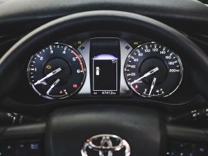 Toyota Hilux 2.4GD-6 Xtra cab Raider manual - Image 8