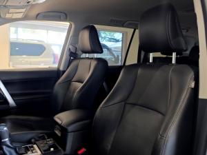 Toyota Land Cruiser Prado 3.0DT VX - Image 6