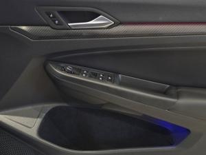 Volkswagen Golf R - Image 10