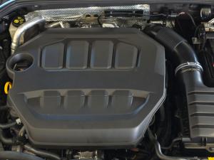 Volkswagen Golf R - Image 11