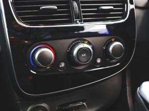 Renault Clio 66kW turbo Authentique - Image 11