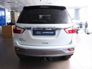 Isuzu mu-X 3.0 - Image 11