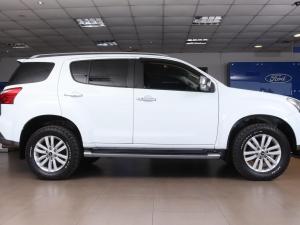 Isuzu mu-X 3.0 - Image 3