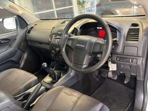 Isuzu D-Max 250 double cab Hi-Ride - Image 14