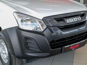 Isuzu D-Max Gen 6 250c single cab Fleetside - Image 11