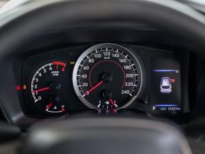 Toyota Corolla Cross 1.8 Xi - Image 13