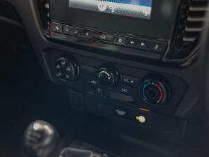 Isuzu D-Max 1.9TD double cab LS X-Rider manual - Image 14