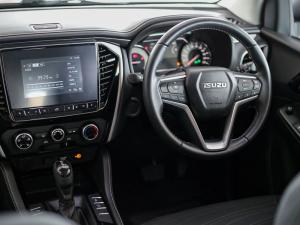 Isuzu mu-X 3.0TD LS - Image 11