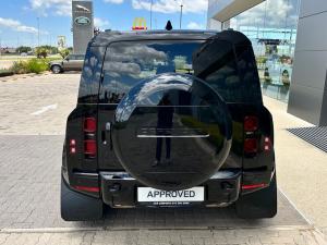 Land Rover Defender 110 D250 X-Dynamic SE - Image 19
