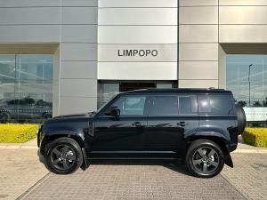 Land Rover Defender 110 D250 X-Dynamic SE - Image 4