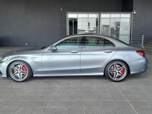 Mercedes-Benz C-Class C63 S - Image 4