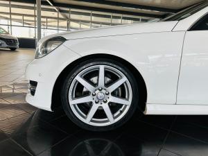 Mercedes-Benz C-Class C180 coupe auto - Image 12