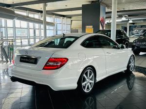 Mercedes-Benz C-Class C180 coupe auto - Image 2