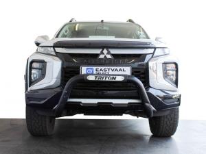 Mitsubishi Triton 2.4DI-D double cab 4x4 Xtreme - Image 2