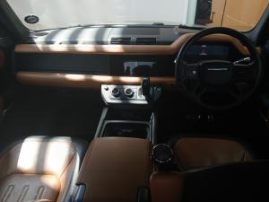 Land Rover Defender 110 D300 X - Image 6