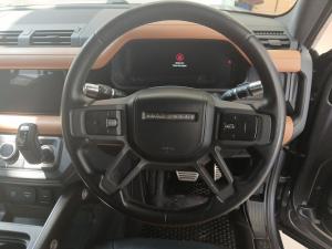 Land Rover Defender 110 D300 X - Image 8