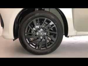 Toyota Vitz 1.0 XR auto - Image 19