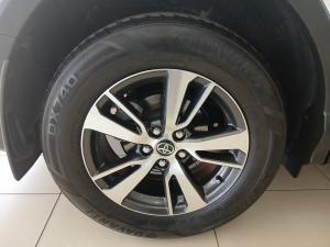 Toyota RAV4 2.2D-4D AWD GX - Image 15