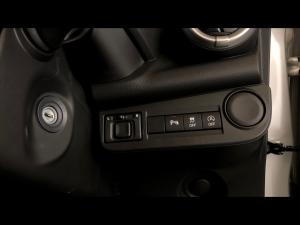 Toyota Vitz 1.0 XR manual - Image 27