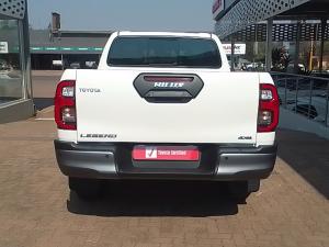 Toyota Hilux 2.8GD-6 double cab 4x4 Legend auto - Image 5
