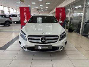 Mercedes-Benz GLA GLA220d 4Matic Style - Image 4