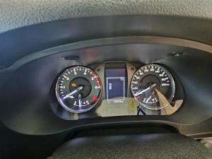 Toyota Hilux 2.4GD-6 single cab Raider manual - Image 9