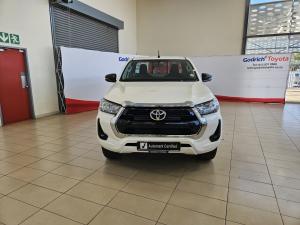Toyota Hilux 2.4GD-6 single cab Raider manual - Image 4