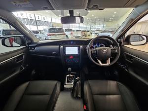Toyota Fortuner 2.4GD-6 auto - Image 6