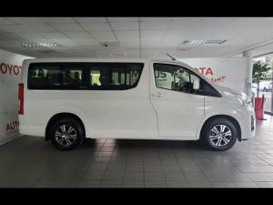 Toyota Quantum 2.8 LWB bus 11-seater GL - Image 3