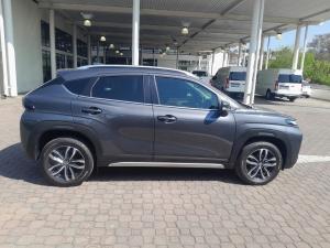 Toyota Starlet Cross 1.5 XR auto - Image 3