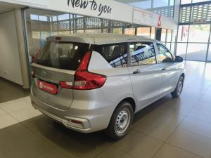 Toyota Rumion 1.5 S - Image 2
