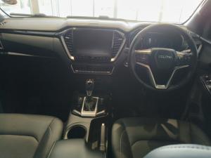 Isuzu D-MAX 3.0 Ddi V-CROSS HR automatic D/C - Image 6