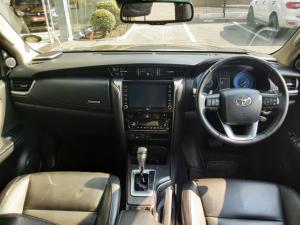 Toyota Fortuner 2.8GD-6 VX automatic - Image 6