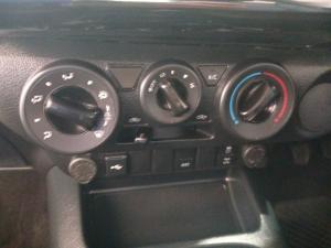 Toyota Hilux 2.8 GD-6 RB LegendE/CAB - Image 17