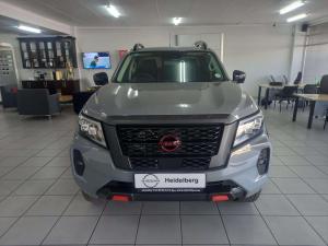 Nissan Navara 2.5DDTI PRO-2X automatic D/C - Image 3