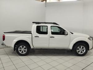 Nissan Navara 2.5dCi double cab LE auto - Image 6