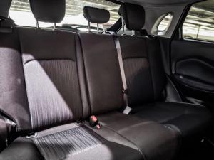 Suzuki Baleno 1.5 GLX auto - Image 6