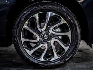 Suzuki Baleno 1.5 GLX auto - Image 9