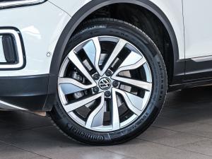Volkswagen T-Roc 2.0TSI 4Motion Design - Image 2