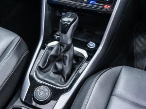 Volkswagen T-Roc 2.0TSI 4Motion Design - Image 9